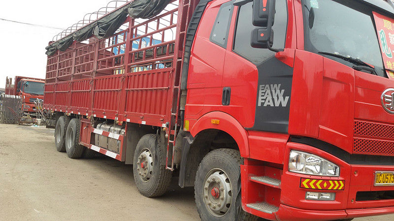 【宜春】2012年12月 解放j6前四后八仓栏货车 红色 手动挡