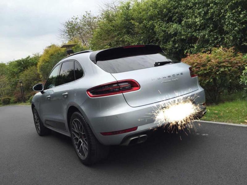 【厦门】2014年7月 保时捷 macan turbo 3.6t 银灰 手自一体