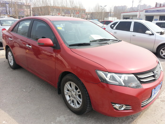 价格走势 车辆详情 车辆评论 价格走势 [长春] 2012年11月 众泰 z300