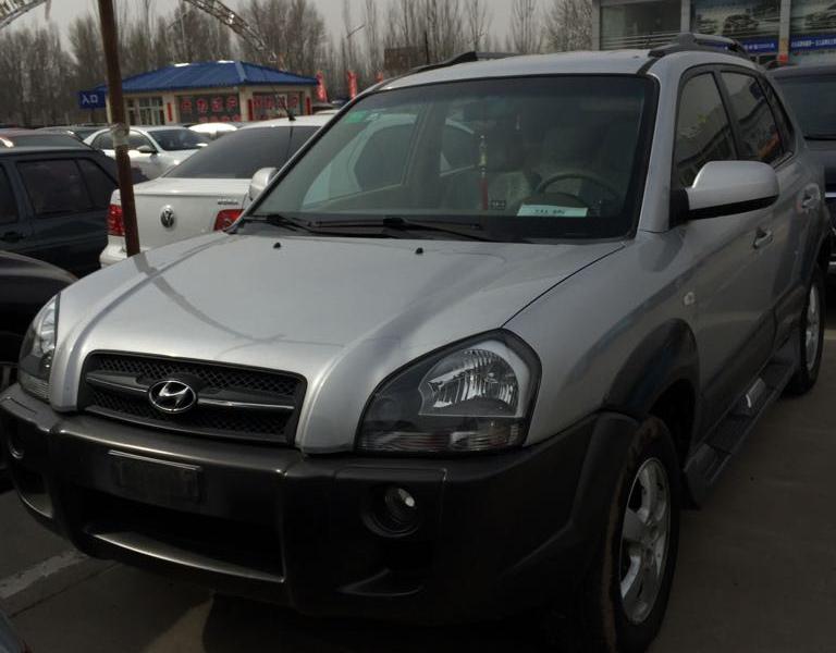 【张家口】2007年4月 现代 途胜 2.0 gl两驱舒适型 黑色 手动挡