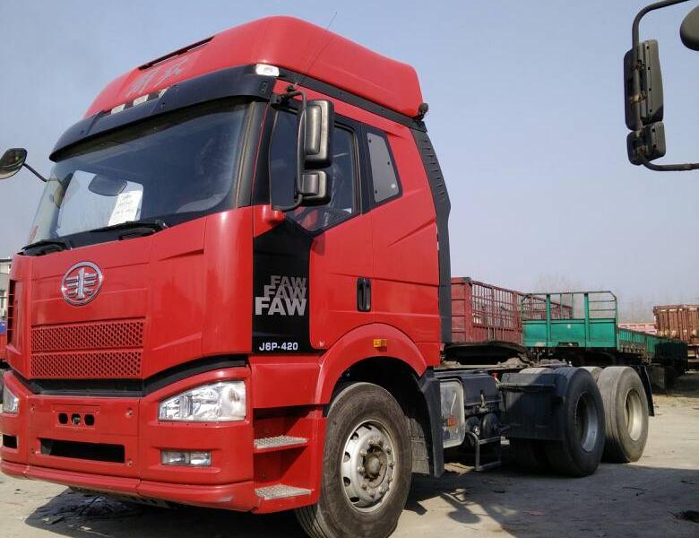 【济宁】2012年4月 解放j6双曲 红色 手动挡