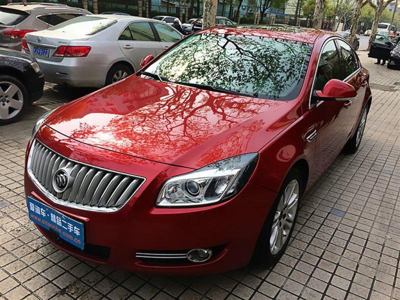 【上海】2009年10月 别克 君威 君威 2009款 2.4l 旗舰版 红色 自动档