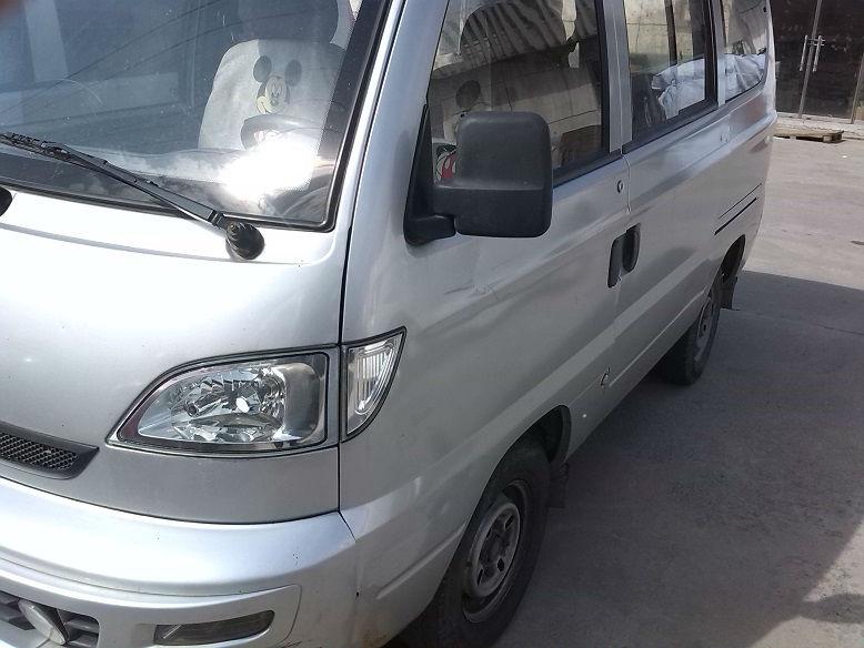 【北京】2009年8月 松花江中意 银灰 手动挡