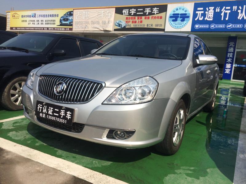 【衢州】2013年3月 别克 凯越 1.6 le 银灰 自动档