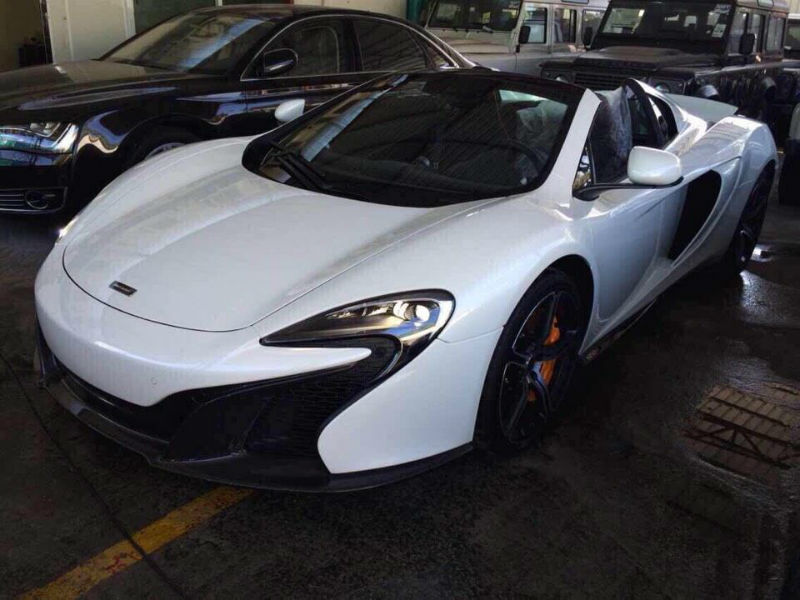 【烟台】2014年10月 迈凯伦 650s spider 3.8t 白色 自动档