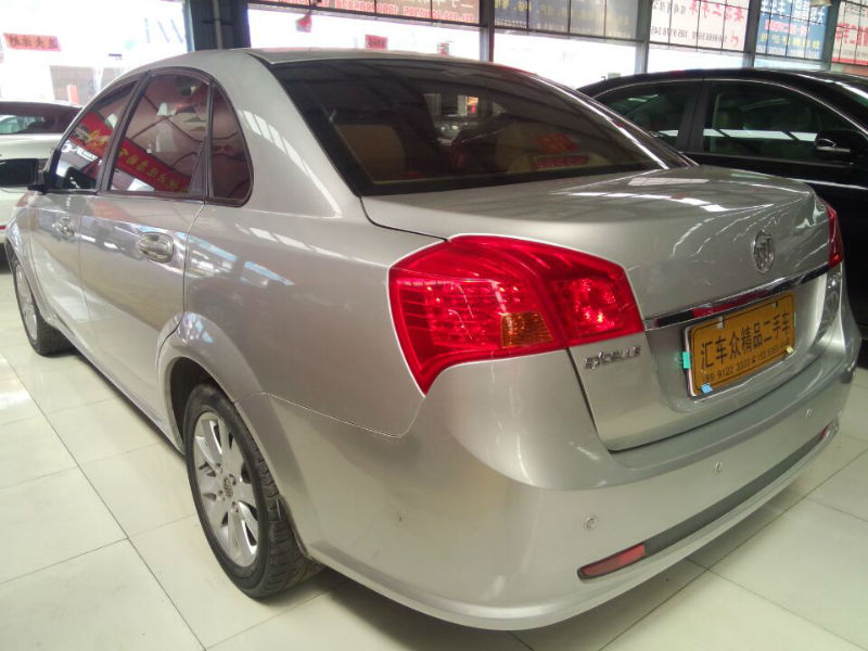 【西安】2009年12月 别克 凯越 1.6 le 舒适版 银灰 手动挡