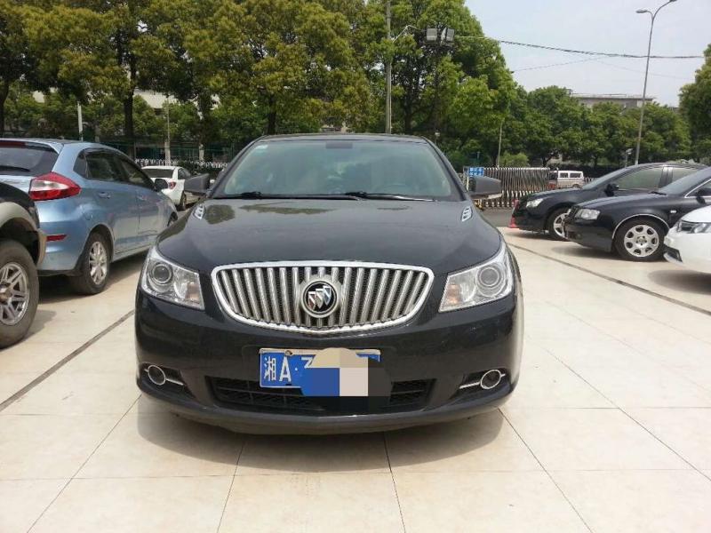 【长沙】2009年12月 别克 君越 3.0 旗舰版 黑色 手自一体