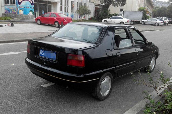 【深圳】1999年12月 雪铁龙 富康 黑色 手动挡