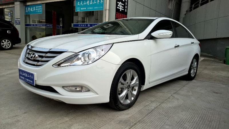 【宣城】2013年4月 现代 索纳塔 2.0 豪华型 白色 手自一体