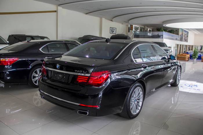【成都】2014年10月 宝马 宝马7系 2013款 宝马7系 740li 豪华型 自动