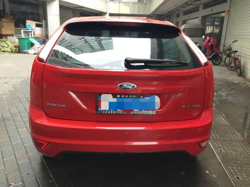 【杭州】2012年1月 福特 福克斯 经典两厢 1.8 时尚型 红色 手自一体