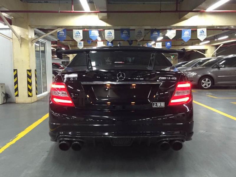 【中國】2010年12月 奔馳 c級 amg c63 amg 6.