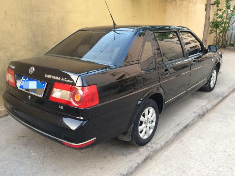 【徐州】2010年3月 大众 桑塔纳 志俊 1.8 休闲版 黑色 手动挡