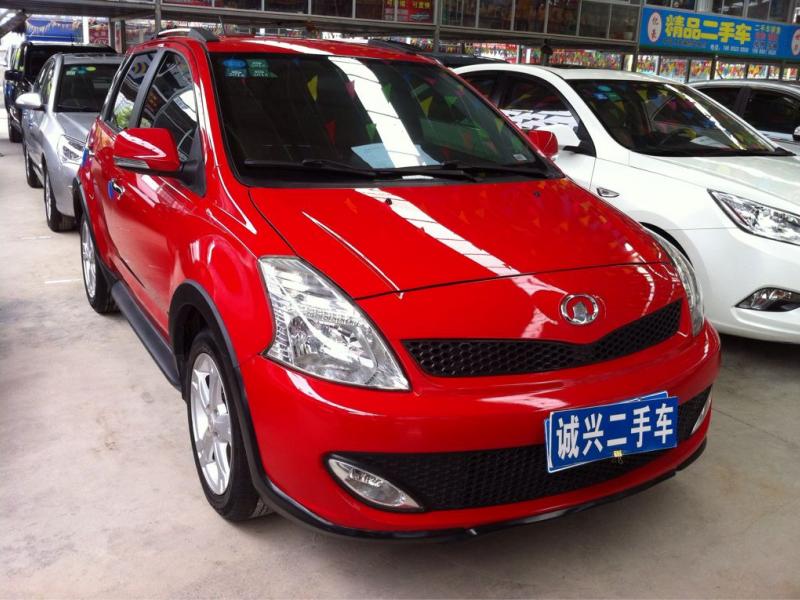 【遵义】2012年7月 长城 炫丽 cross 1.3 豪华版 红色 自动档