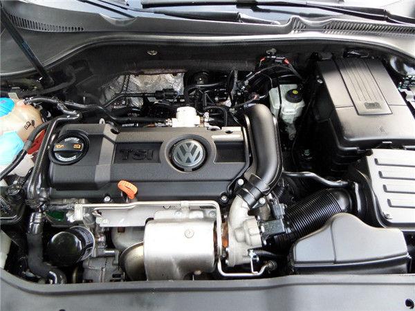 【长沙】2009年11月 大众 速腾 1.4t 豪华版 黑色 自动档