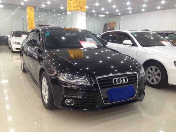 奥迪 奥迪A4L  2015款 A4L 2.0T FSI 无级 35 TFSI 舒适型