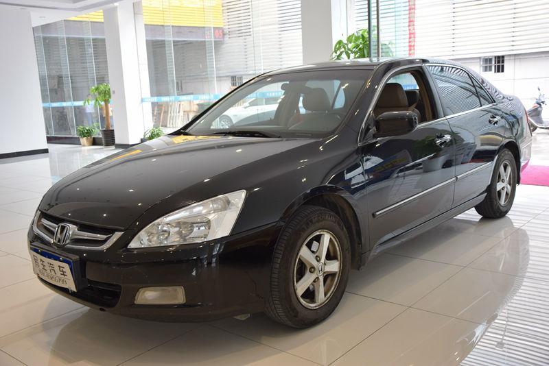 【福州】2007年12月 本田 雅阁 2.4 经典版 豪华版 黑色 自动档