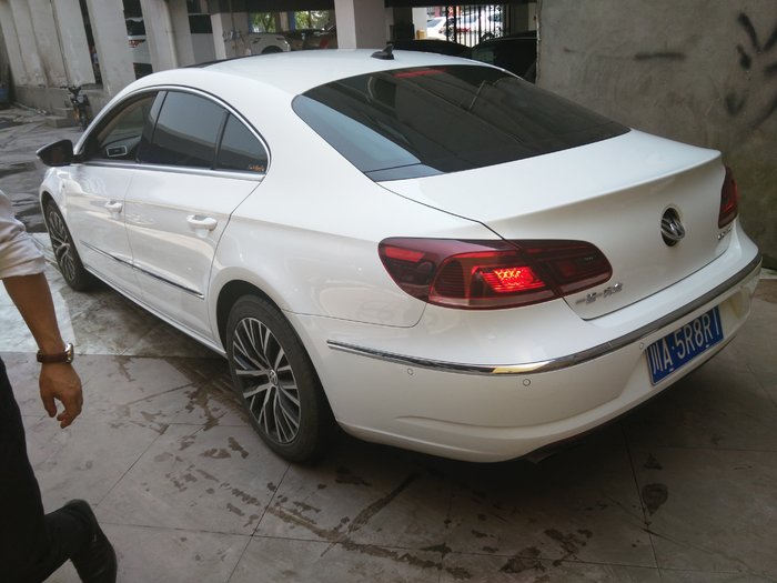 【成都】2013年10月 大众 cc 2013款 一汽-大众cc 3.0fsi v6 白色