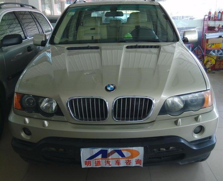 【南宁】2002年4月 宝马 宝马x5 4.4i 香槟色 自动档