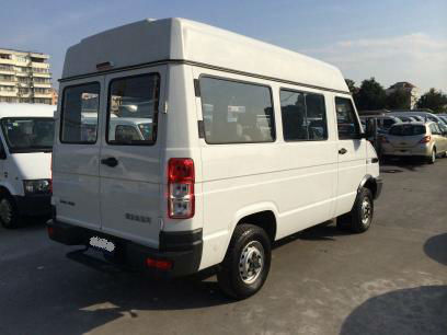 【温州】2013年3月 依维柯 得意 小型5座位高顶蓝牌柴油车.