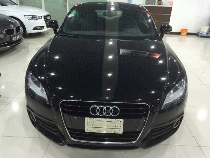 奧迪 奧迪tt 2013款 奧迪tt tt coupe 45 tfsi quattro 黑色旋風版