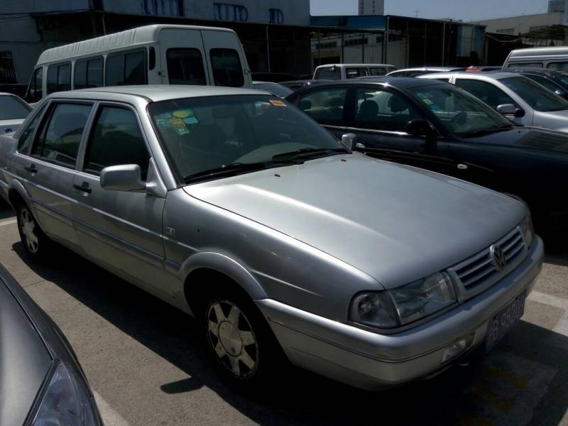 【上海】2002年9月 大众 桑塔纳 2000 1.8 gsi 俊杰 银灰 自动档