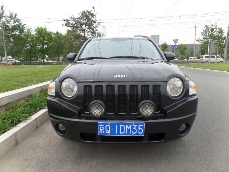 【北京】2008年2月 jeep 指南者 2.4 限量版 黑色 手自一体