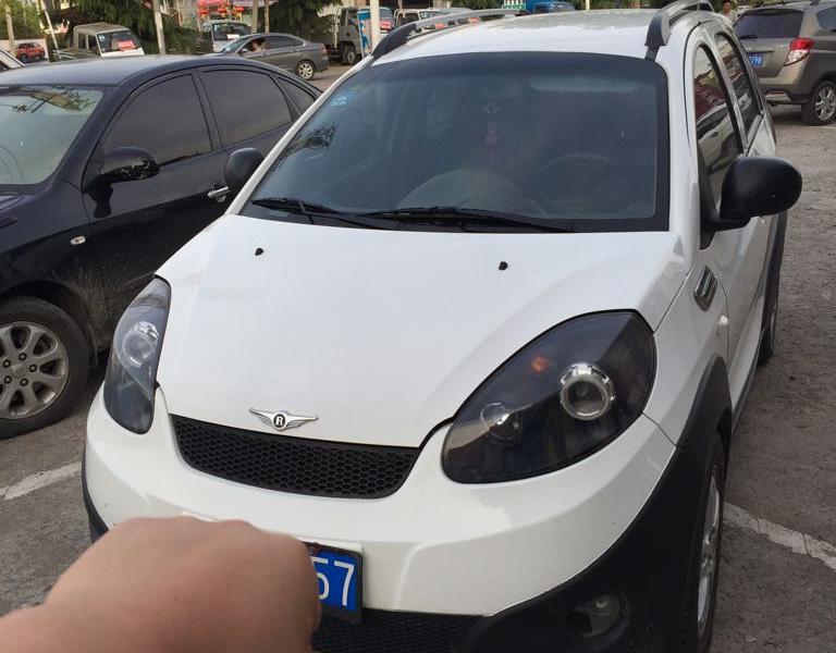 【宿州】2012年6月 瑞麒 x1 1.5 豪华型 白色 手动挡