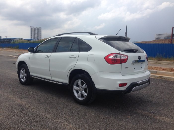 【南宁】2012年6月 比亚迪 s6 2012款 比亚迪s6 2.