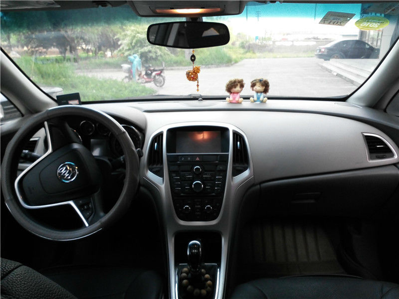 【马鞍山】2013年2月 别克 英朗 手动挡