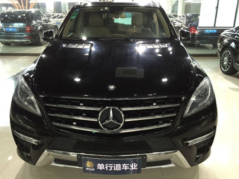 【常州】2012年8月 奔馳 m級 ml350 3.5 四驅動感型 黑色 自動檔