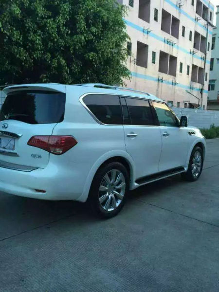 【乌鲁木齐】2012年9月 英菲尼迪 qx 56 5.6 四驱版 白色 自动档