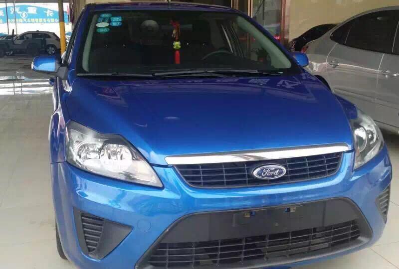 【长沙】2011年7月 福特 福克斯 1.8 经典型 蓝色 手动挡