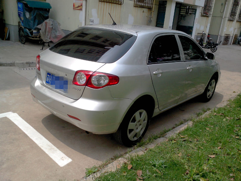 【淮安】2010年5月 比亚迪 f3 r 1.5 天窗版 银灰 手动挡