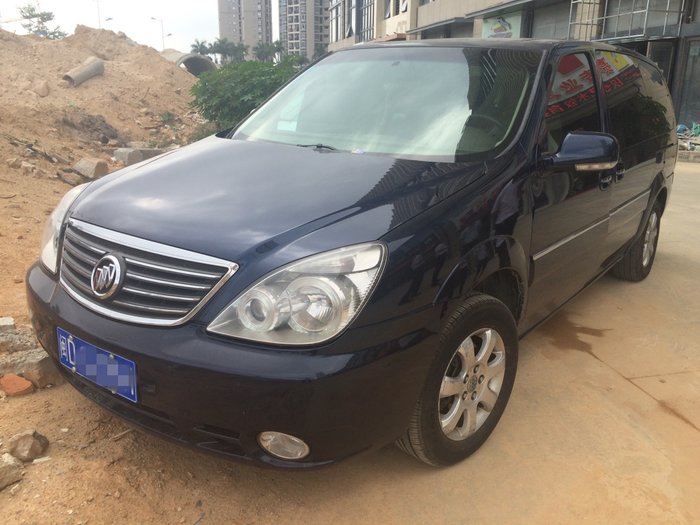 【厦门】2010年10月 别克 gl8 2010款 别克gl8 陆尊 蓝色 自动档