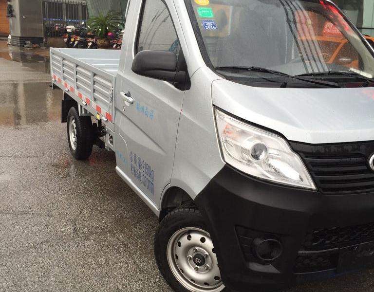 【嘉兴】2015年4月 长安商用 长安星卡 1.2 基本型d201 银灰 手动挡