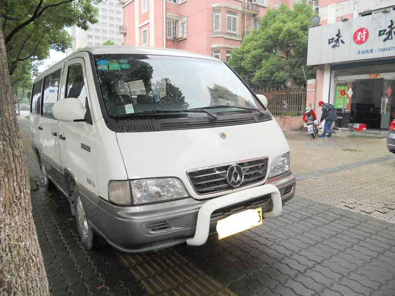【宁波】2006年11月 上海汇众mb100 15座 白色 手动挡