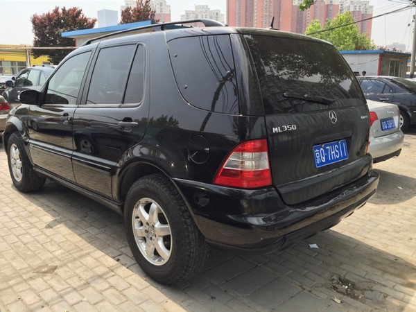 【北京】2003年5月 奔驰 m级 ml350 3.7 黑色 自动档