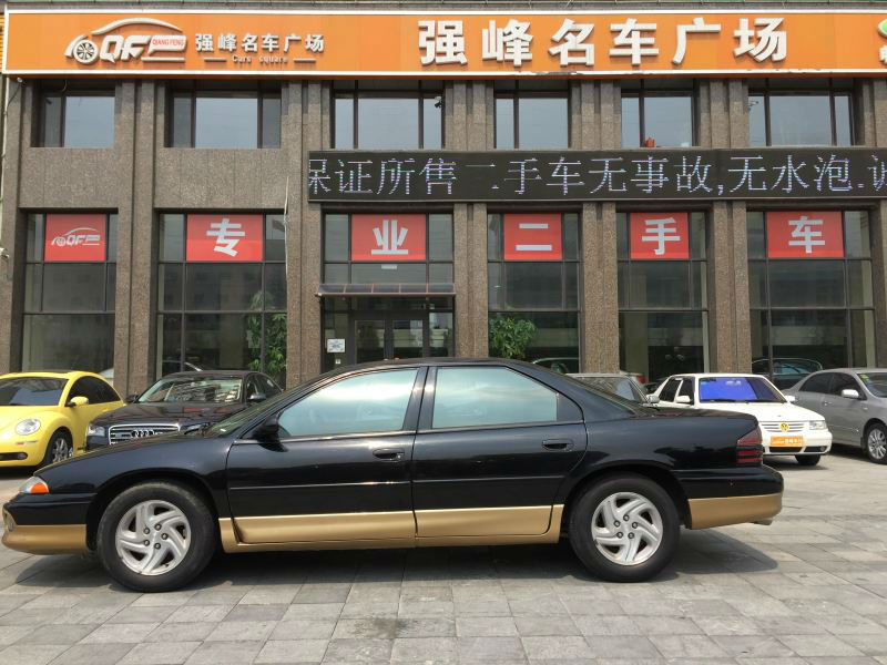 【鞍山】2002年9月 道奇 凯领 道奇君王3.3l. 黑色