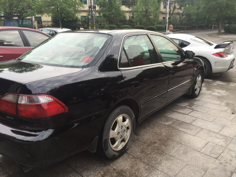 【绍兴】2002年10月 本田 雅阁 2.3 vti-e 豪华版 黑色 自动档