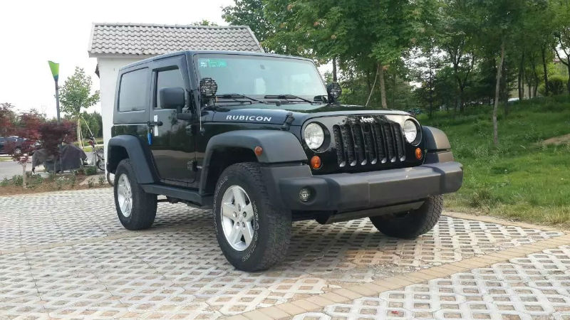 【潍坊】2010年6月 jeep 牧马人罗宾汉 3.8 两门 rubicon 黑色 自动档