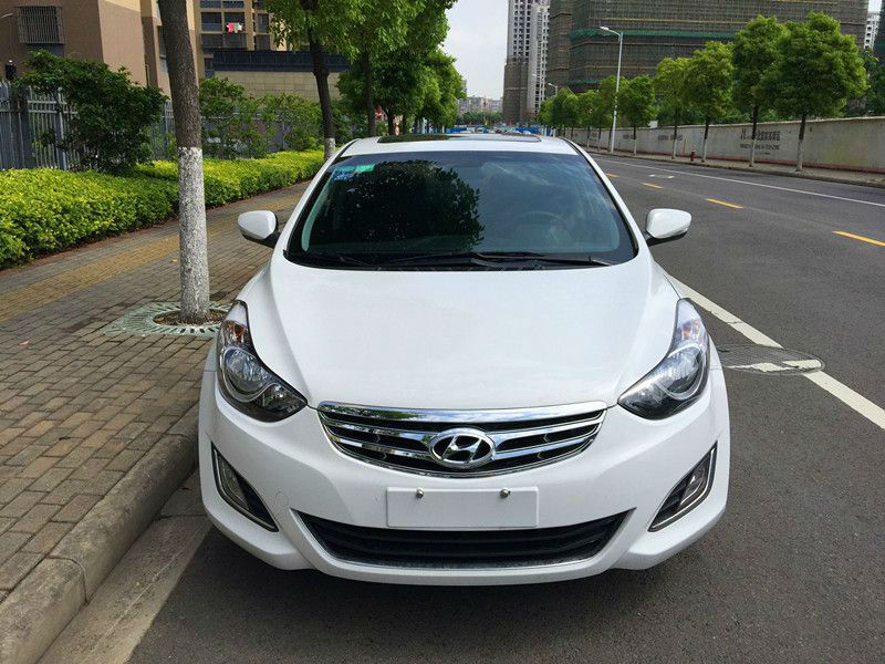 【宁波】2014年9月 现代 朗动 1.6 dlx 尊贵型 白色 手自一体