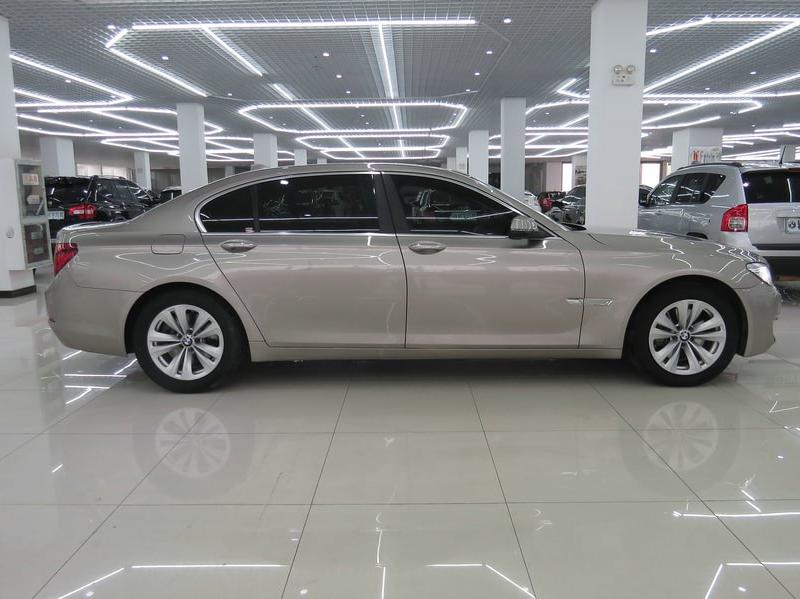 【苏州】2013年4月 宝马 宝马7系 730li 领先型 灰色 自动档