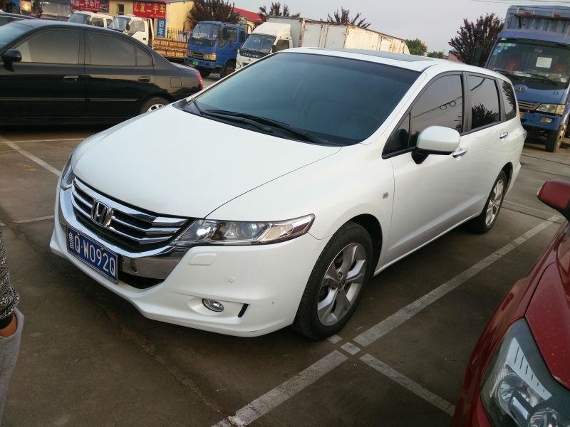 【临沂】2013年7月 本田 奥德赛 2.4 豪华版 白色 自动档