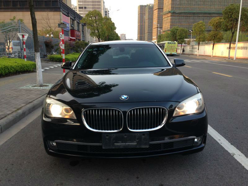 【宁波】2010年4月 宝马 宝马7系 730d 3.0t 柴油版 黑色 自动档