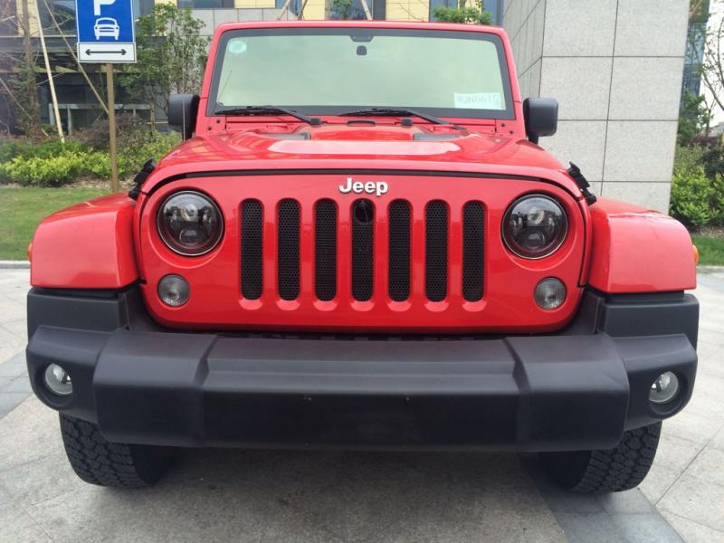 【东营】2015年6月 jeep 牧马人 jeep 牧马人 红色 手自一体