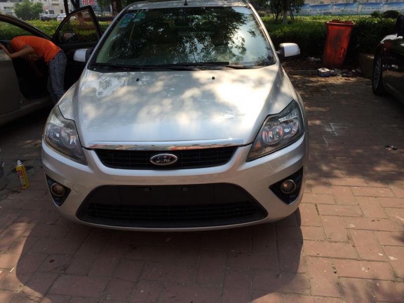 【镇江】2011年6月 福特 福克斯 1.8 豪华型 银灰 自动档