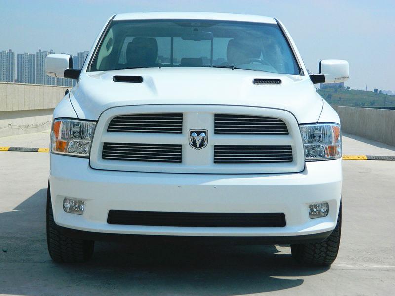 【大连】2012年6月 公羊道奇ram1500顶级皮卡 白色 手自一体