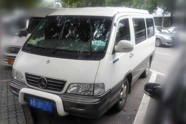 【宁波】2014年9月 汇众 伊思坦纳 mb100 白色 手动挡