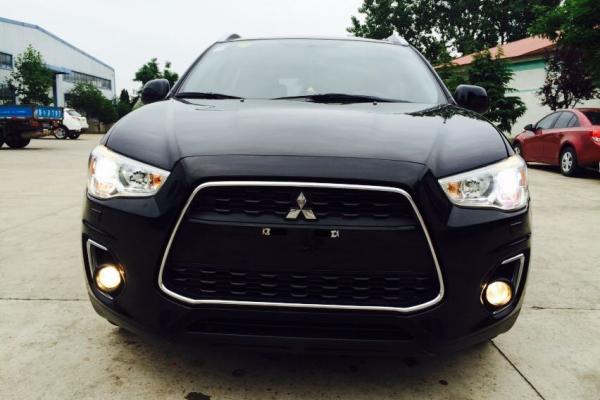 【安徽】2013年4月 三菱 劲炫 2.0 四驱旗舰型 黑色 自动档